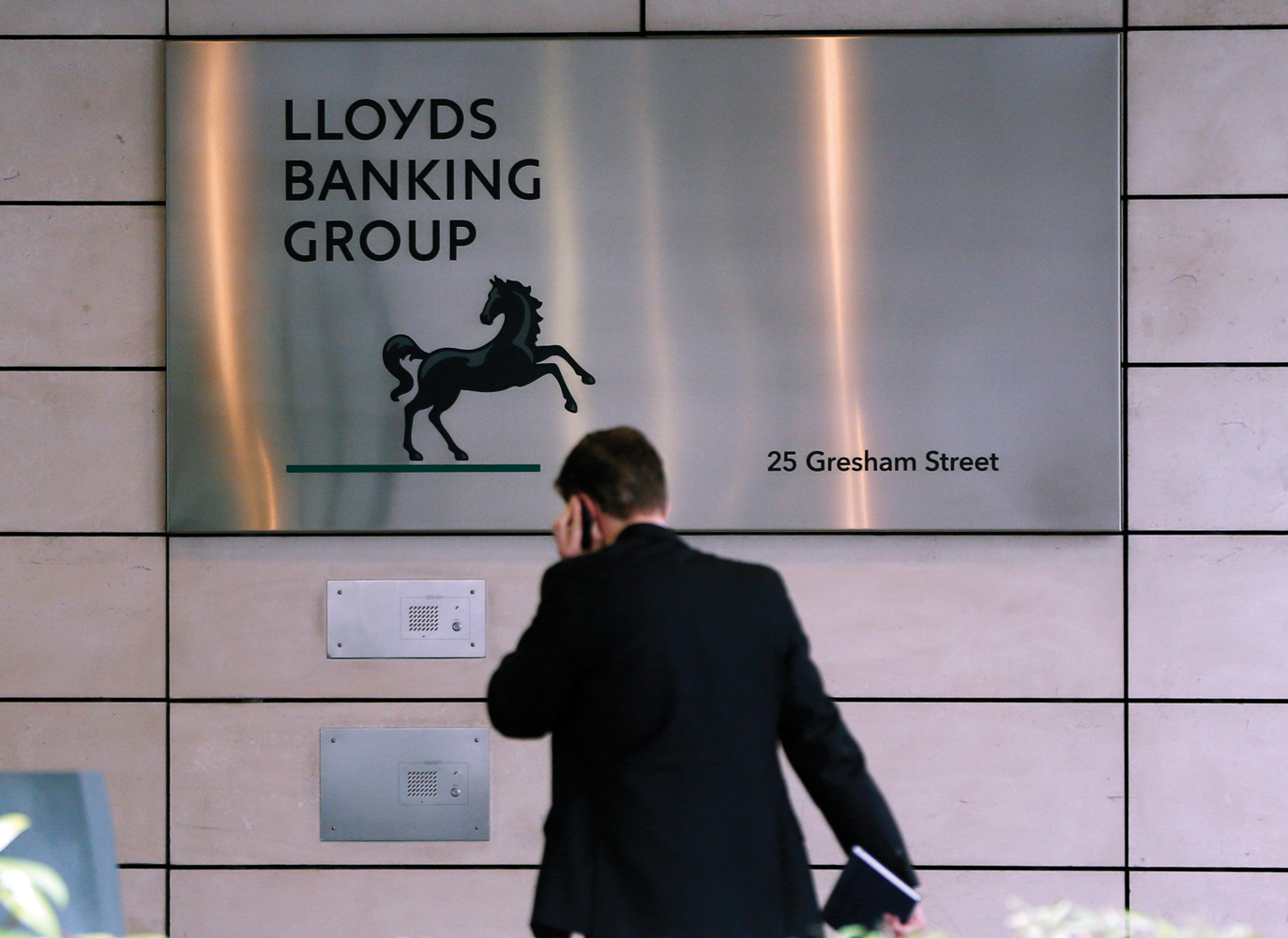 Lloyds And Natwest Lay Out Missed Mortgage Payment Plans Due To