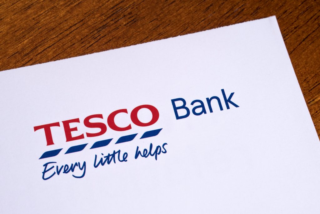 Tesco sells banking operations to Barclays