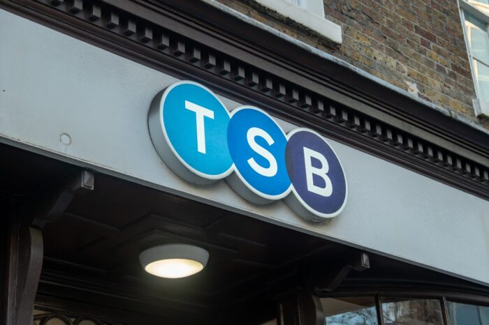TSB launches £125 current account switch sweetener
