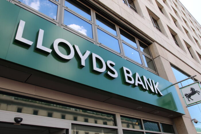 Over 50 Lloyds Banking Group branches given the chop