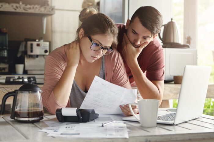 Three quarters of parents struggle to pay off monthly credit card balance