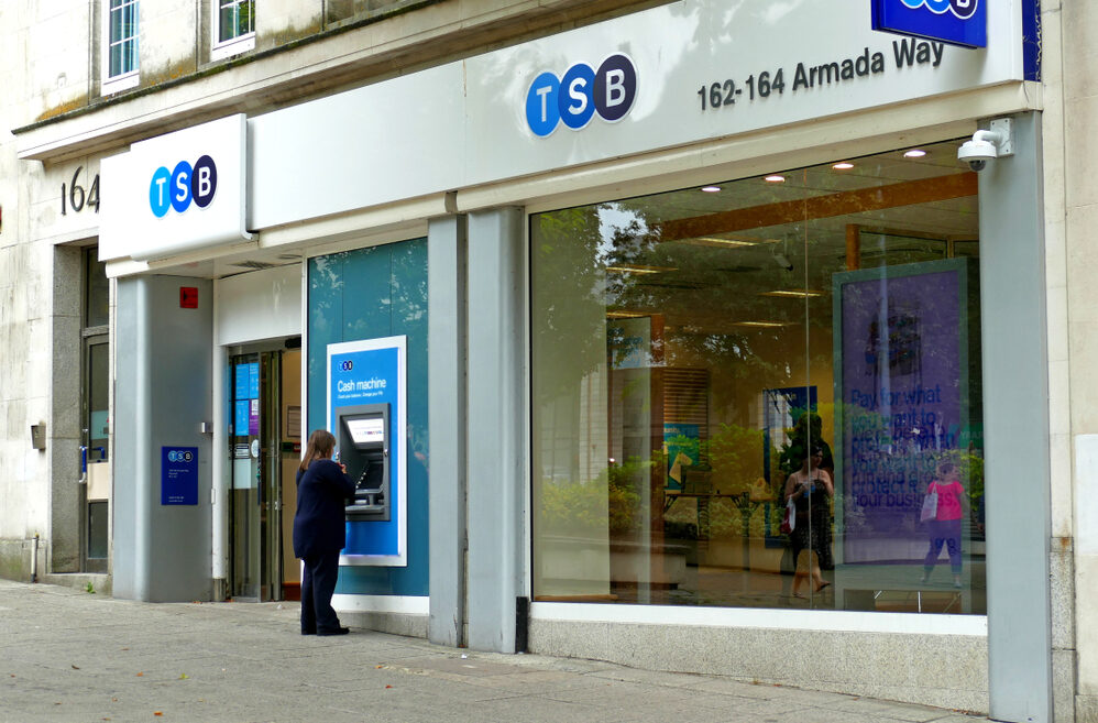TSB offers current account switchers up to £310