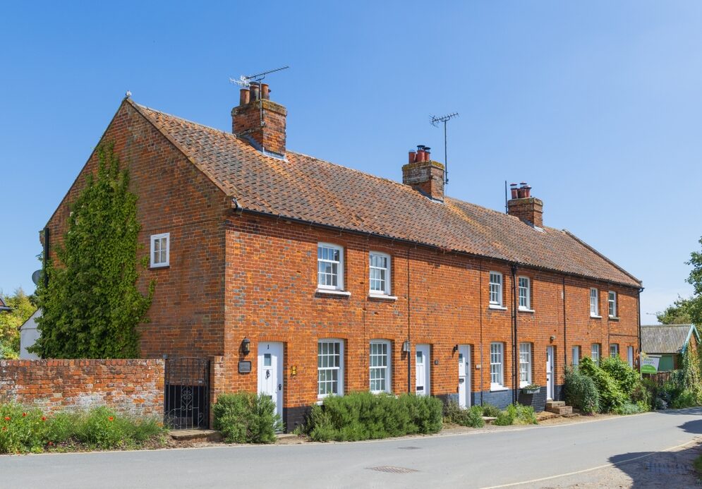 House prices jump to £271k in run-up to stamp duty deadline
