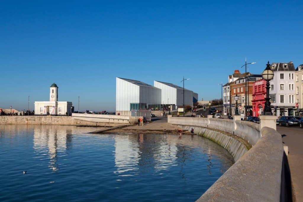 Priced-out renters swap city life for suburbia