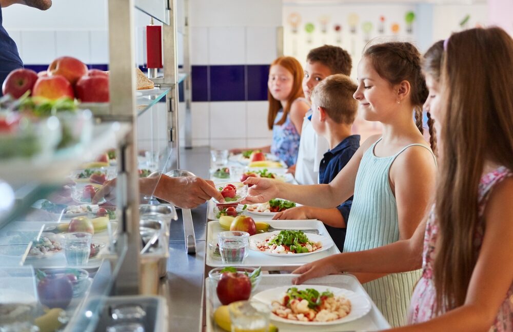 All children whose families receive Universal Credit to become eligible for free school meals